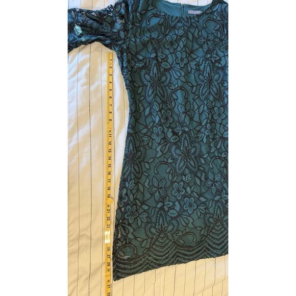 Sharagano | Women's Dark Green Lace 3/4 Sleeve Shift Dress- Size 8 - Picture 7 of 7